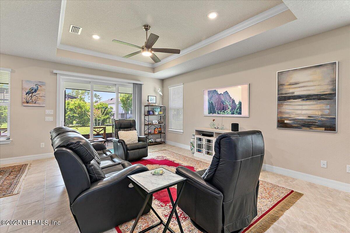 215 GRAY OWL Point