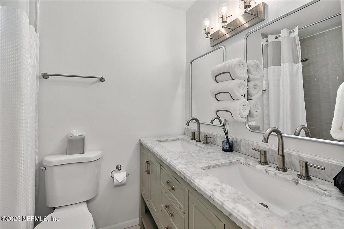 303 VILLA DEL MAR Drive, I-3