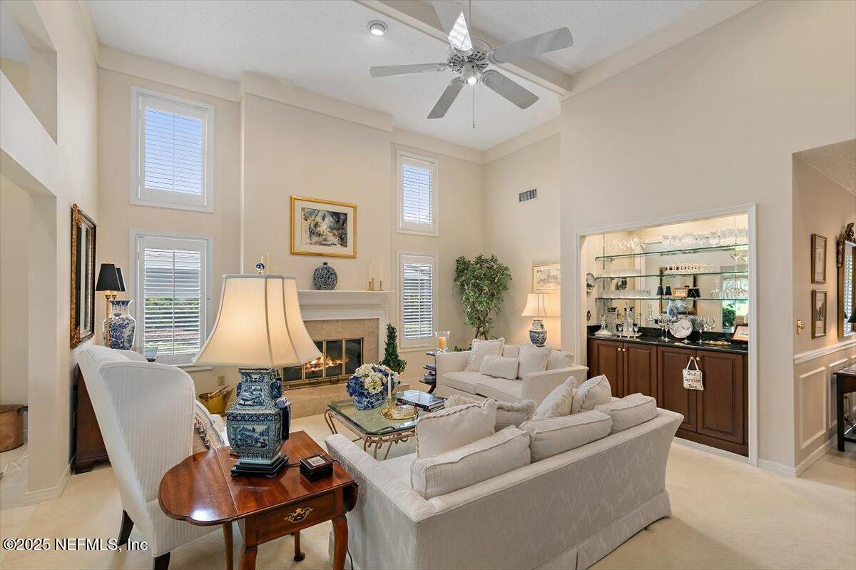 14 SPY GLASS Lane