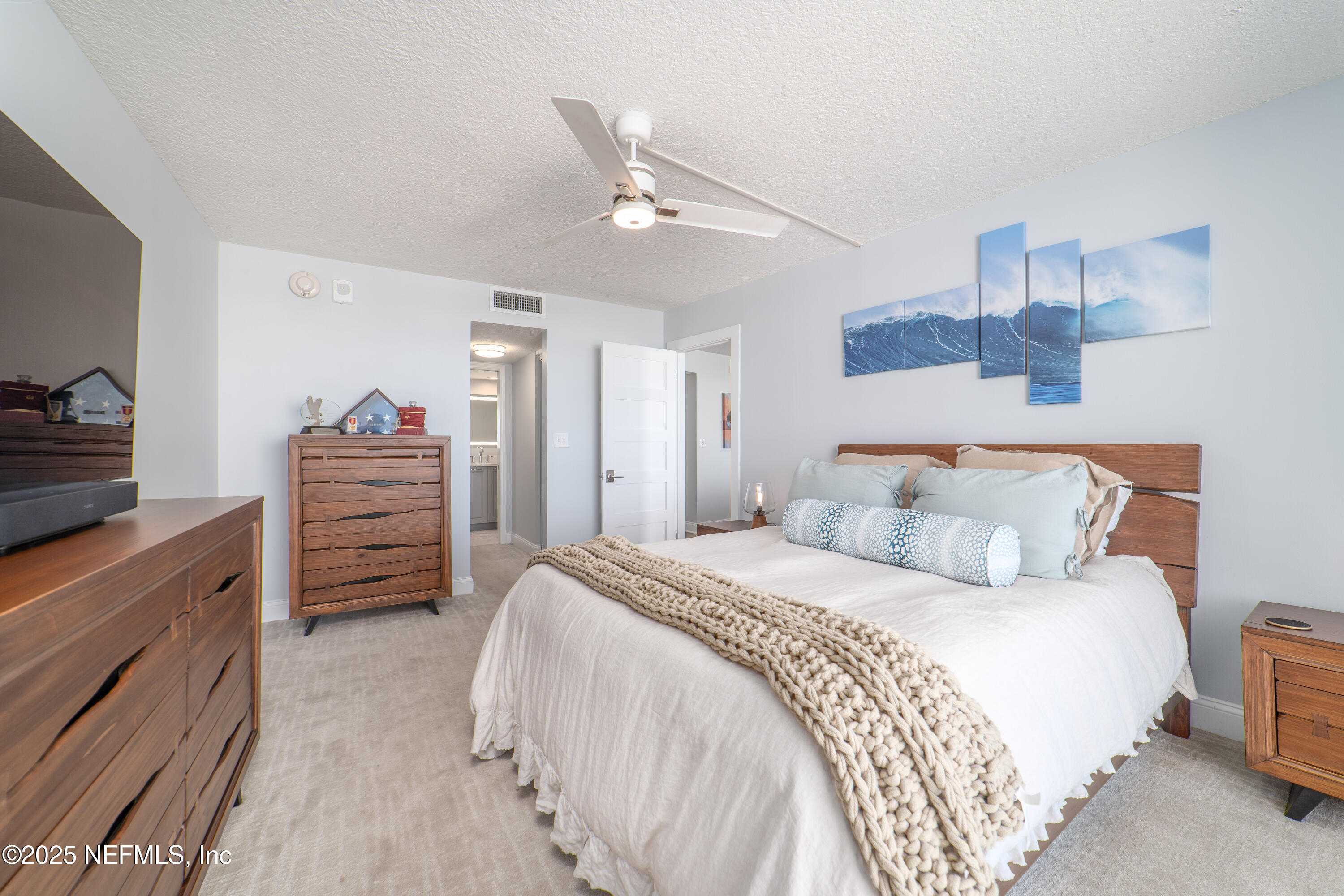 1601 OCEAN Drive, 401