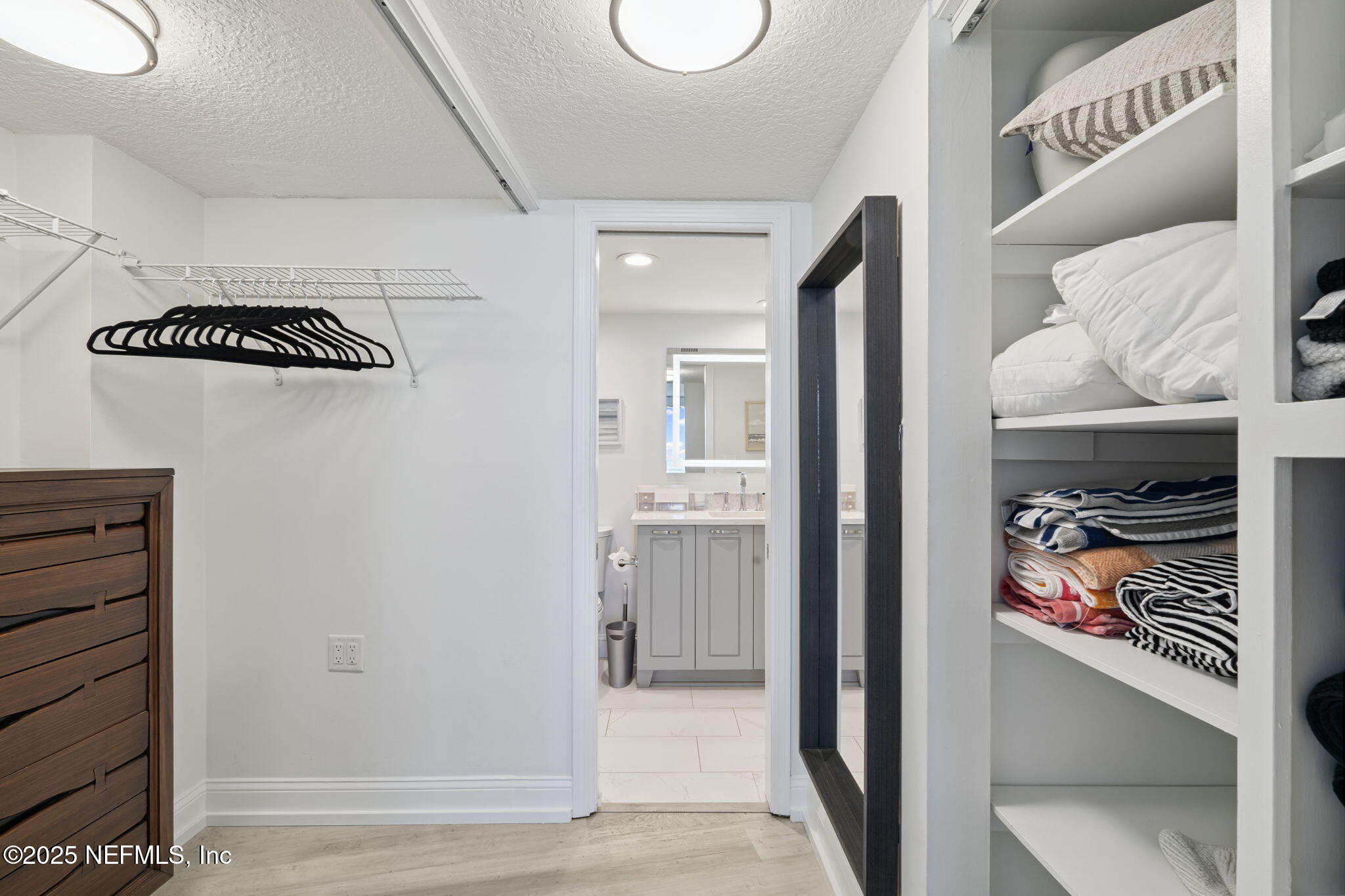 1601 OCEAN Drive, 401