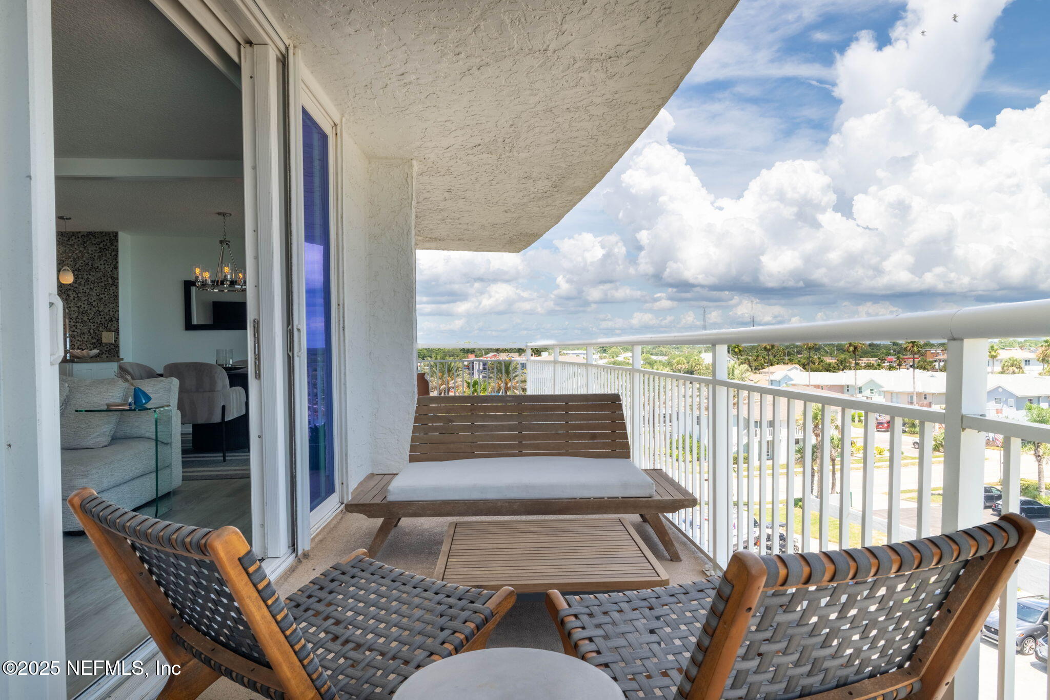 1601 OCEAN Drive, 401