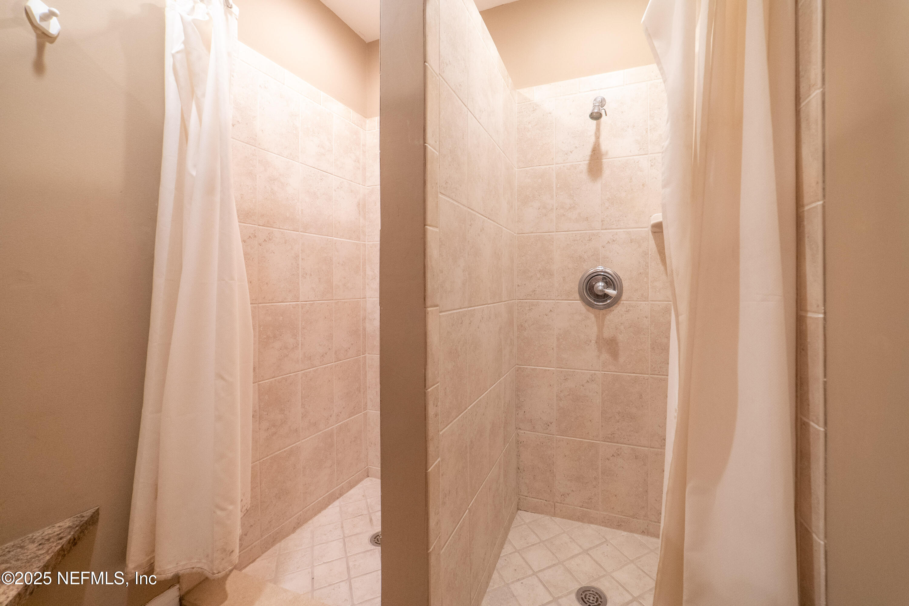 1601 OCEAN Drive, 401