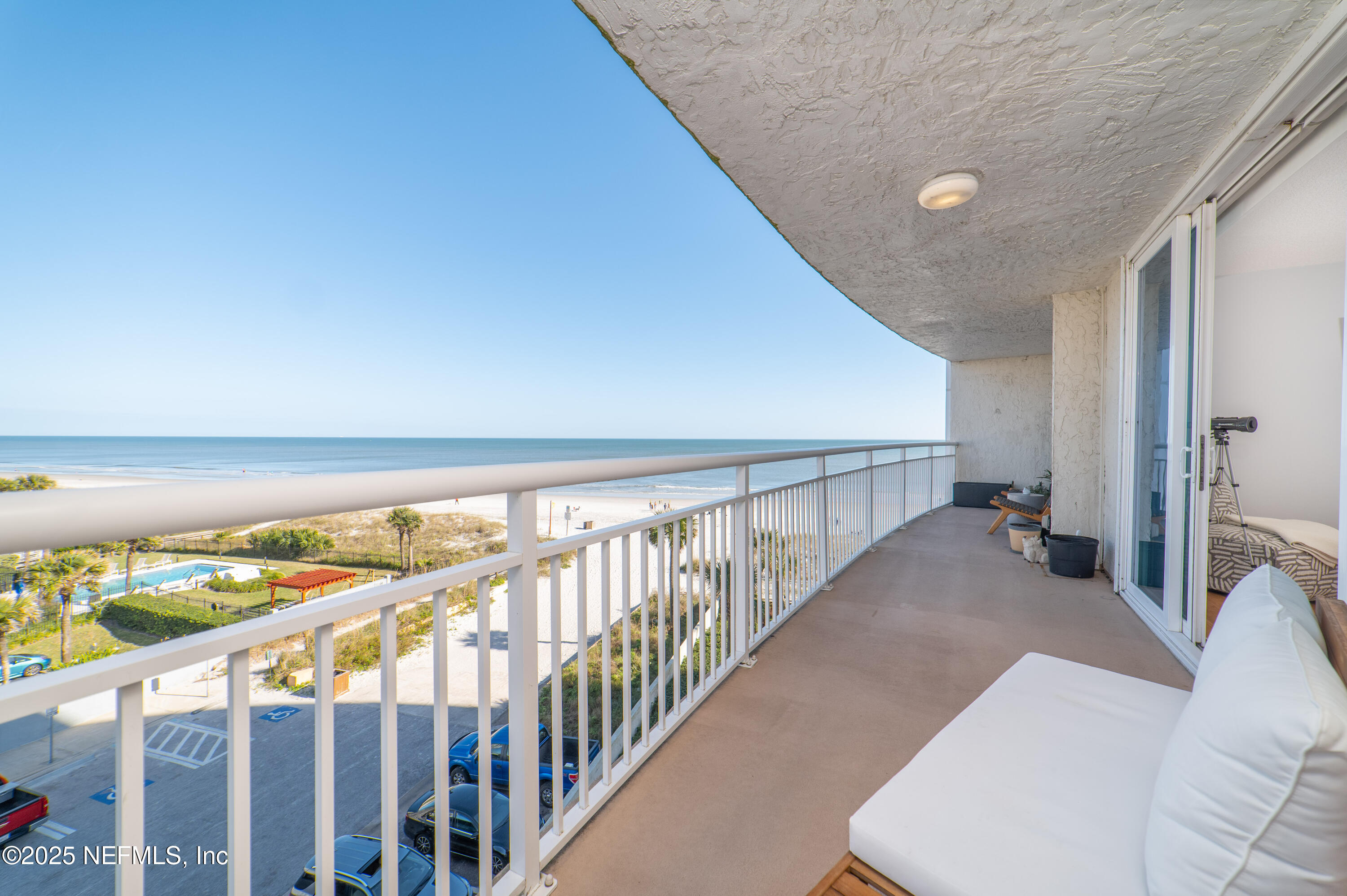 1601 OCEAN Drive, 401