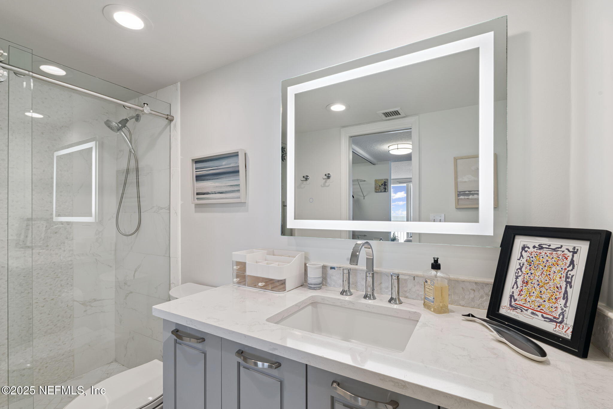 1601 OCEAN Drive, 401