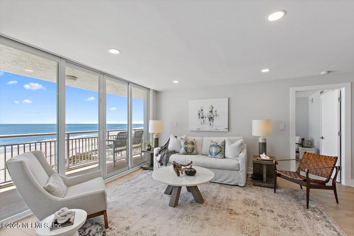 1601 OCEAN Drive S, 505