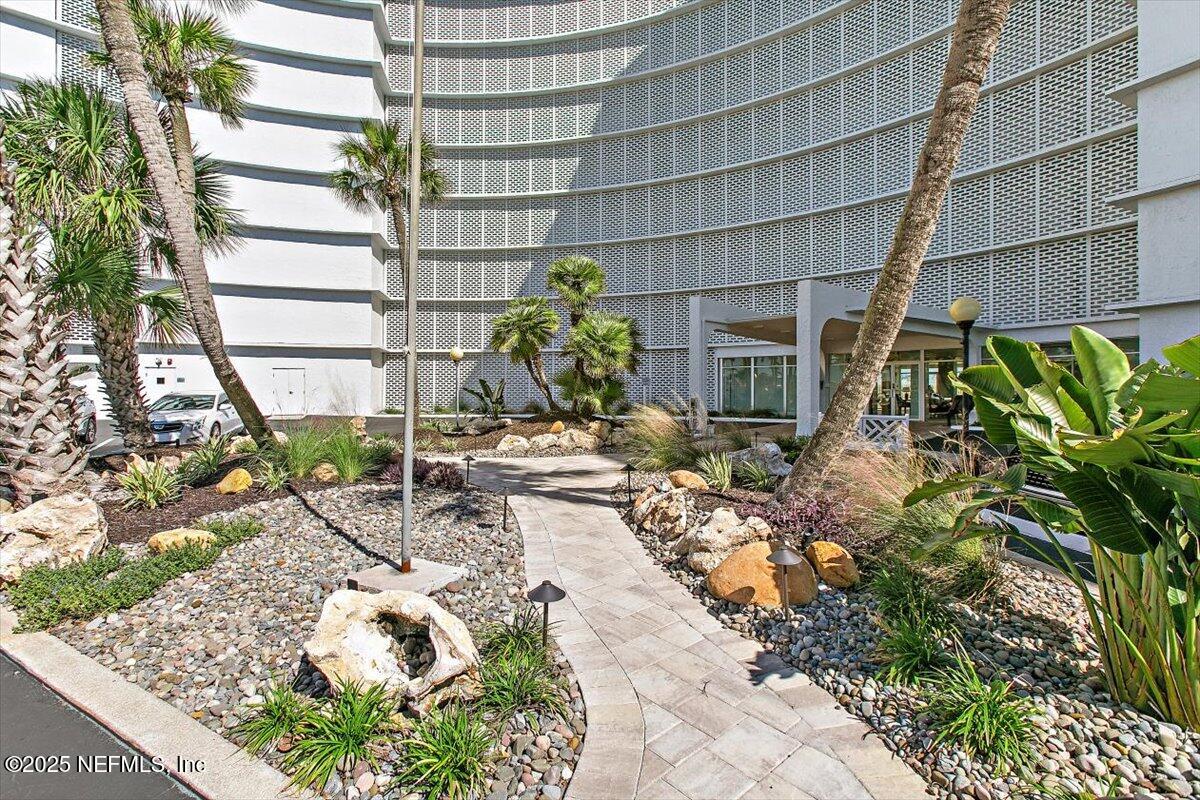 1601 OCEAN Drive S, 505