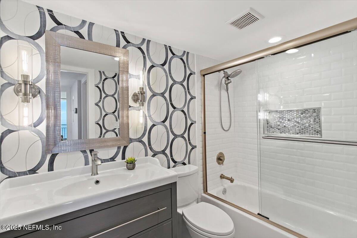 1601 OCEAN Drive S, 505