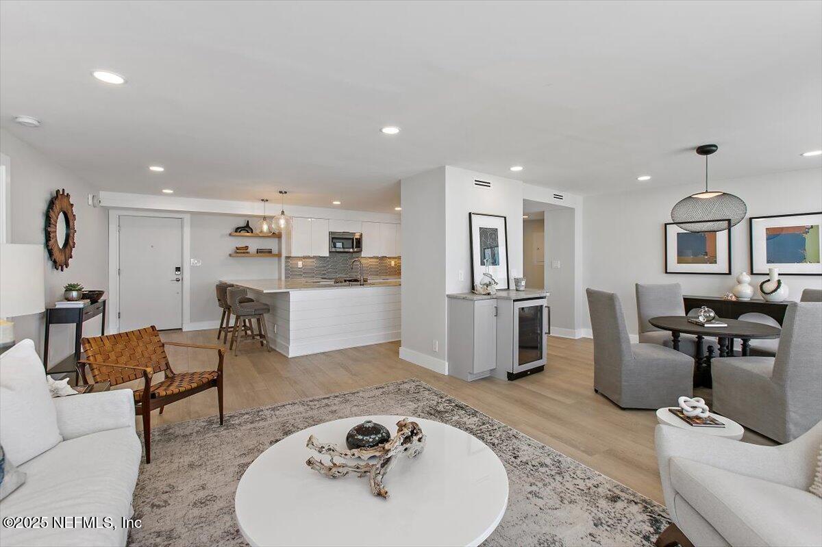 1601 OCEAN Drive S, 505