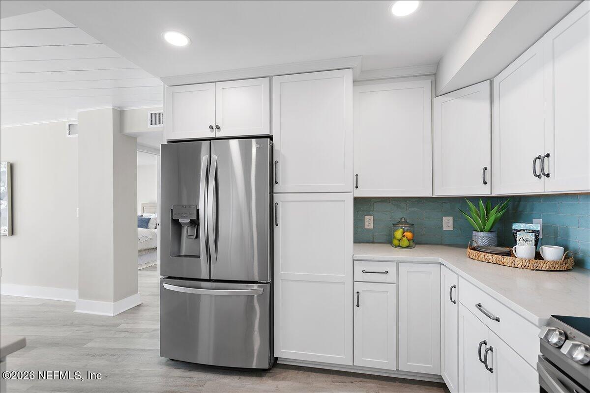 1601 OCEAN Drive 606