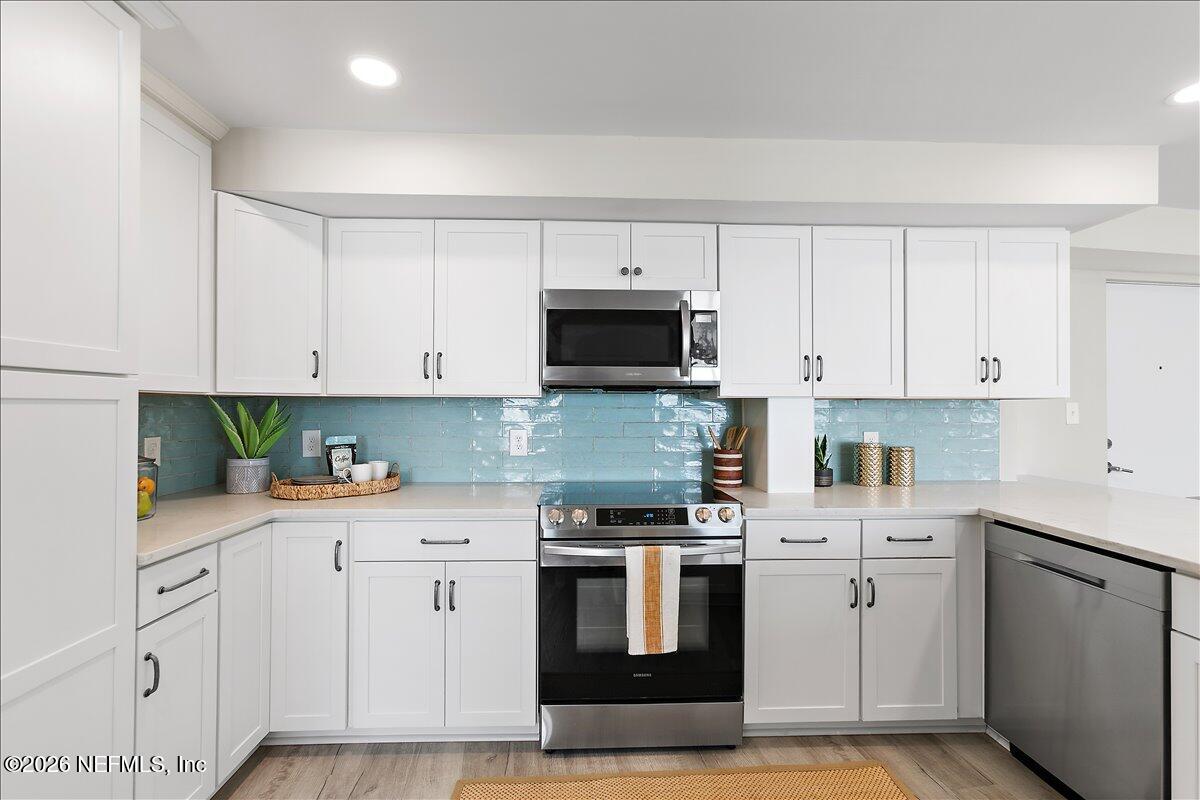 1601 OCEAN Drive 606