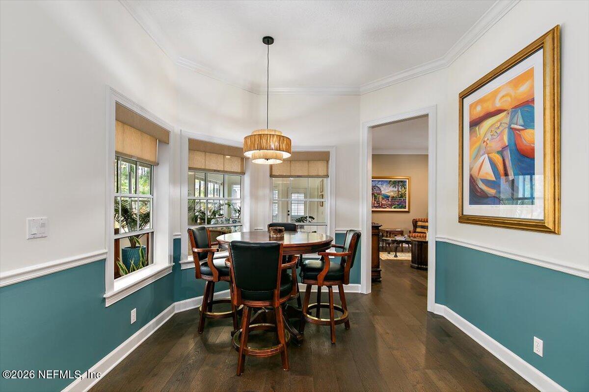 8119 SEVEN MILE Drive