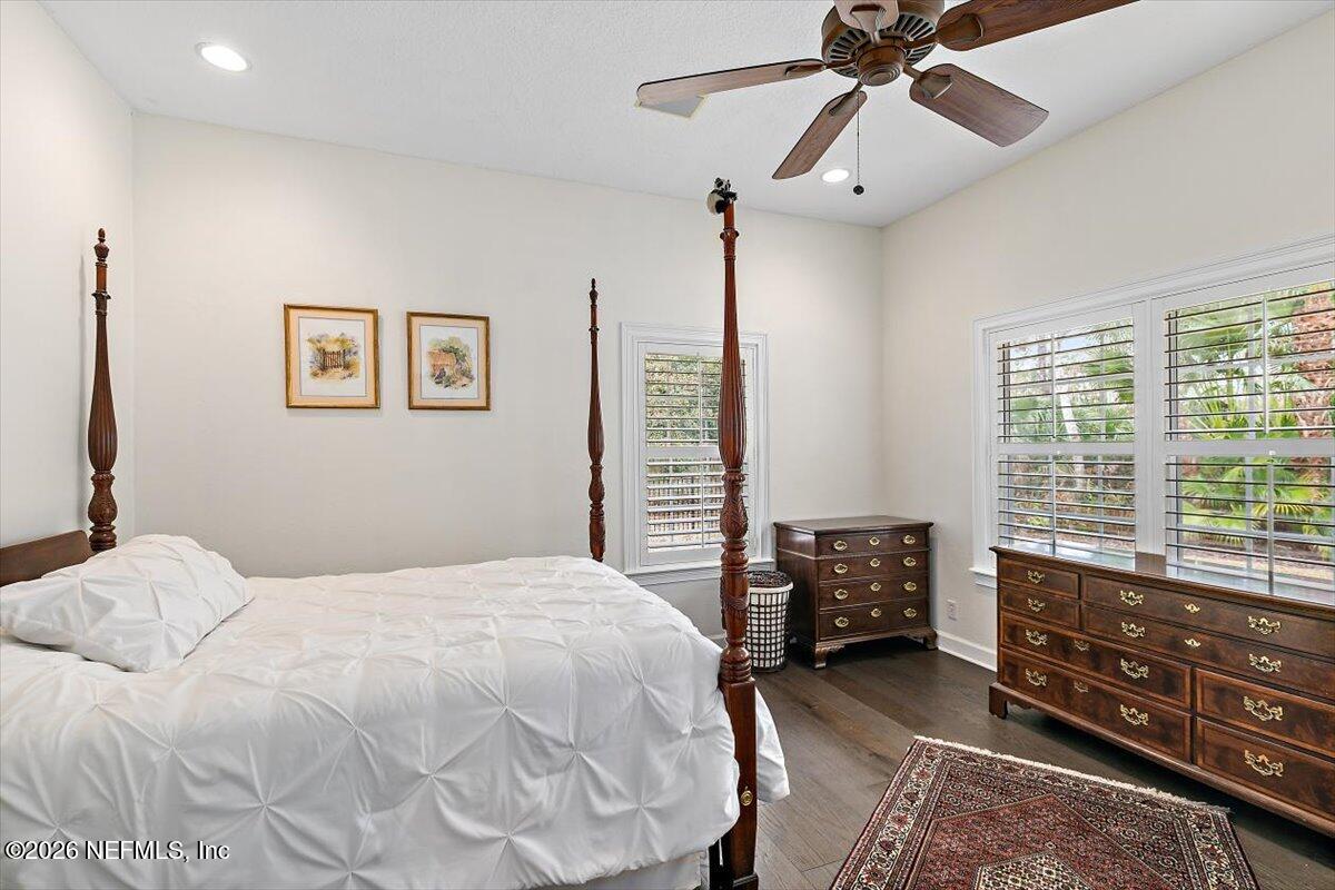 8119 SEVEN MILE Drive