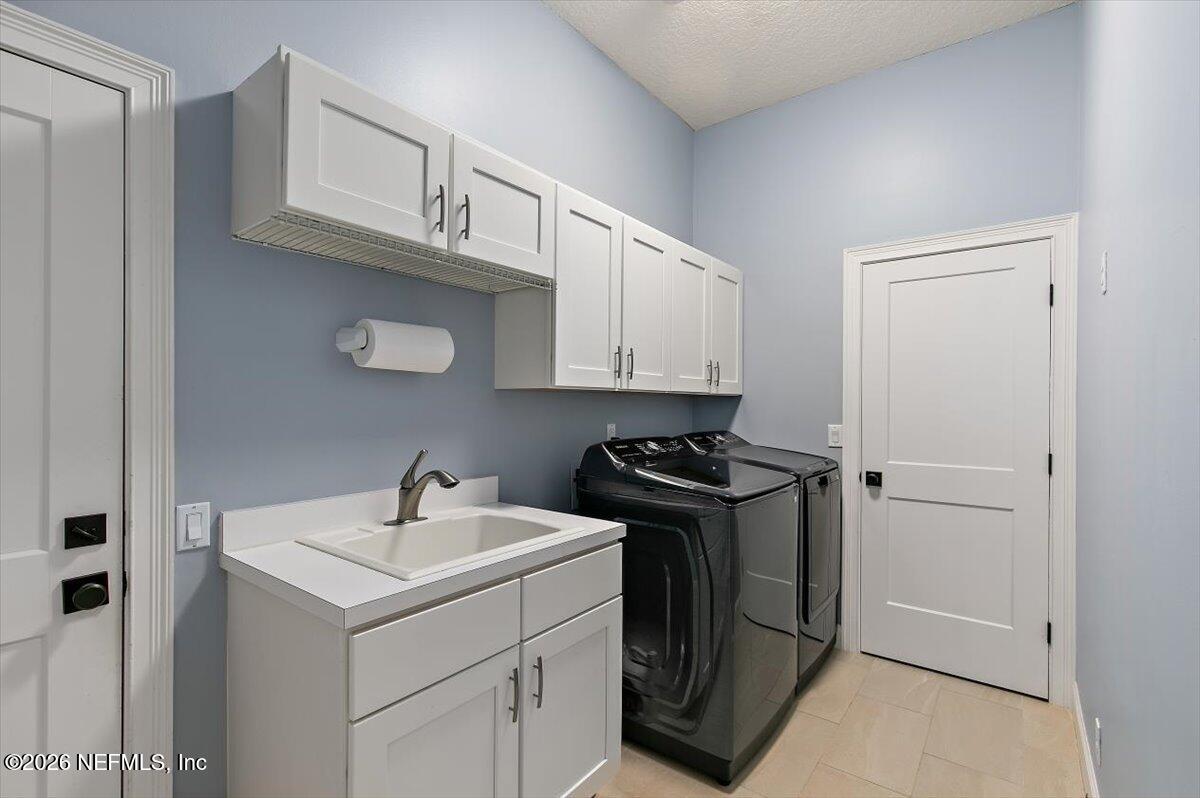 8119 SEVEN MILE Drive