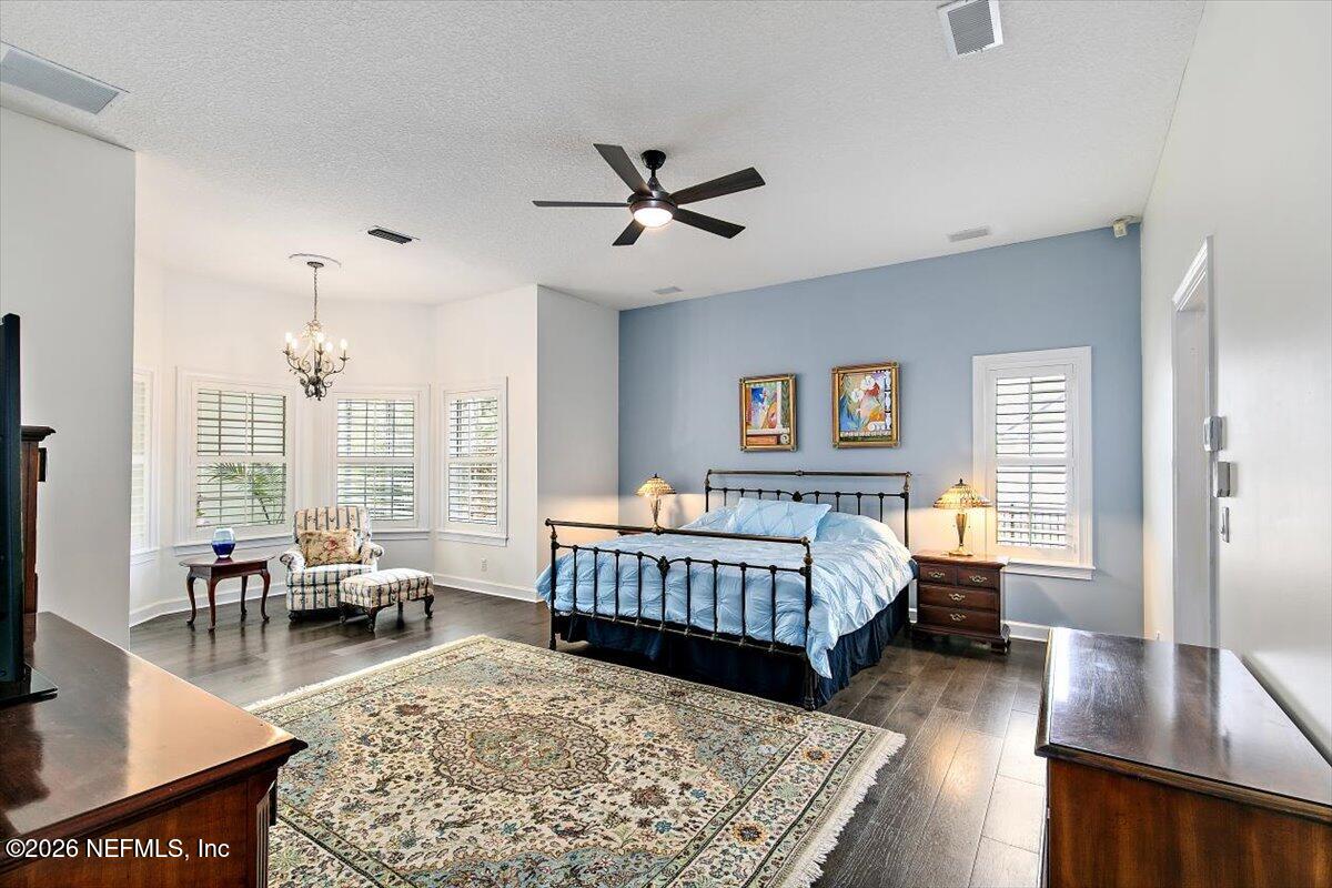 8119 SEVEN MILE Drive