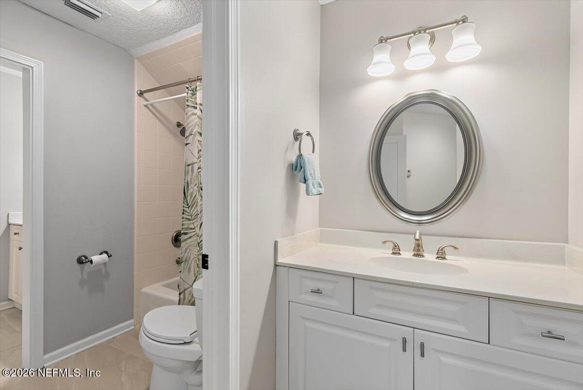 8119 SEVEN MILE Drive