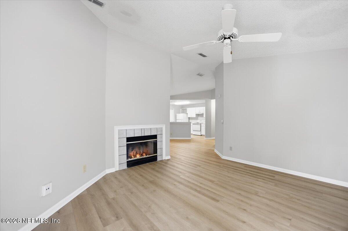 100 IRONWOOD Drive 121