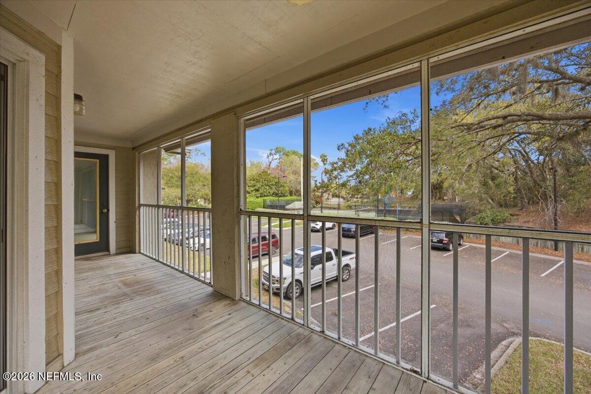 100 IRONWOOD Drive 121