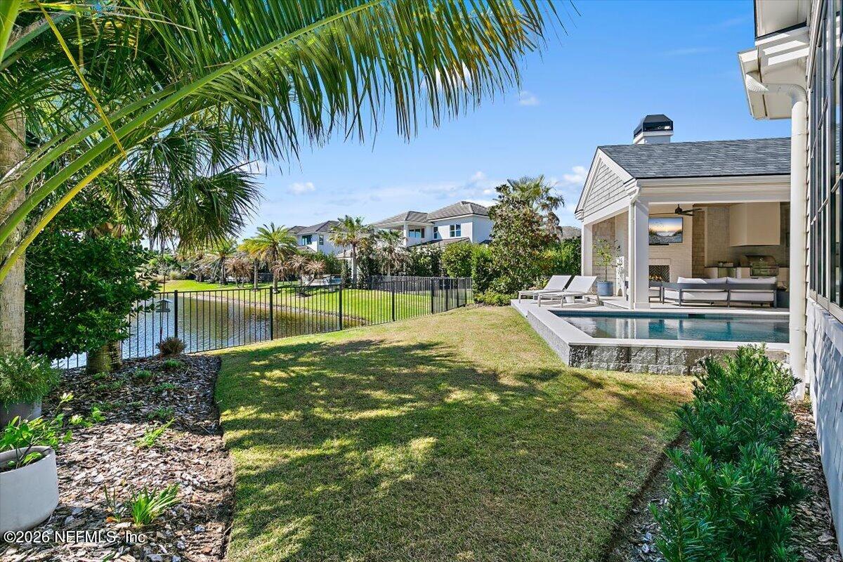 127 SEA GLASS Way
