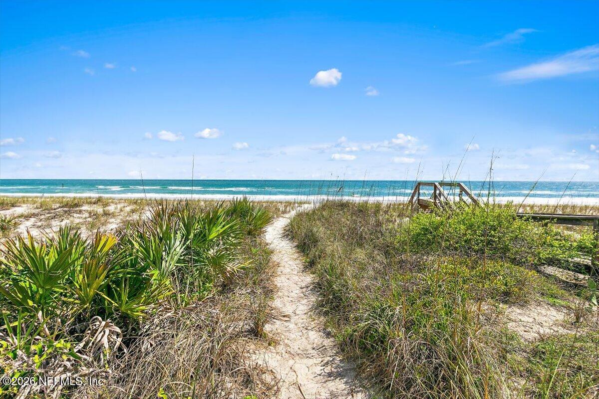 127 SEA GLASS Way