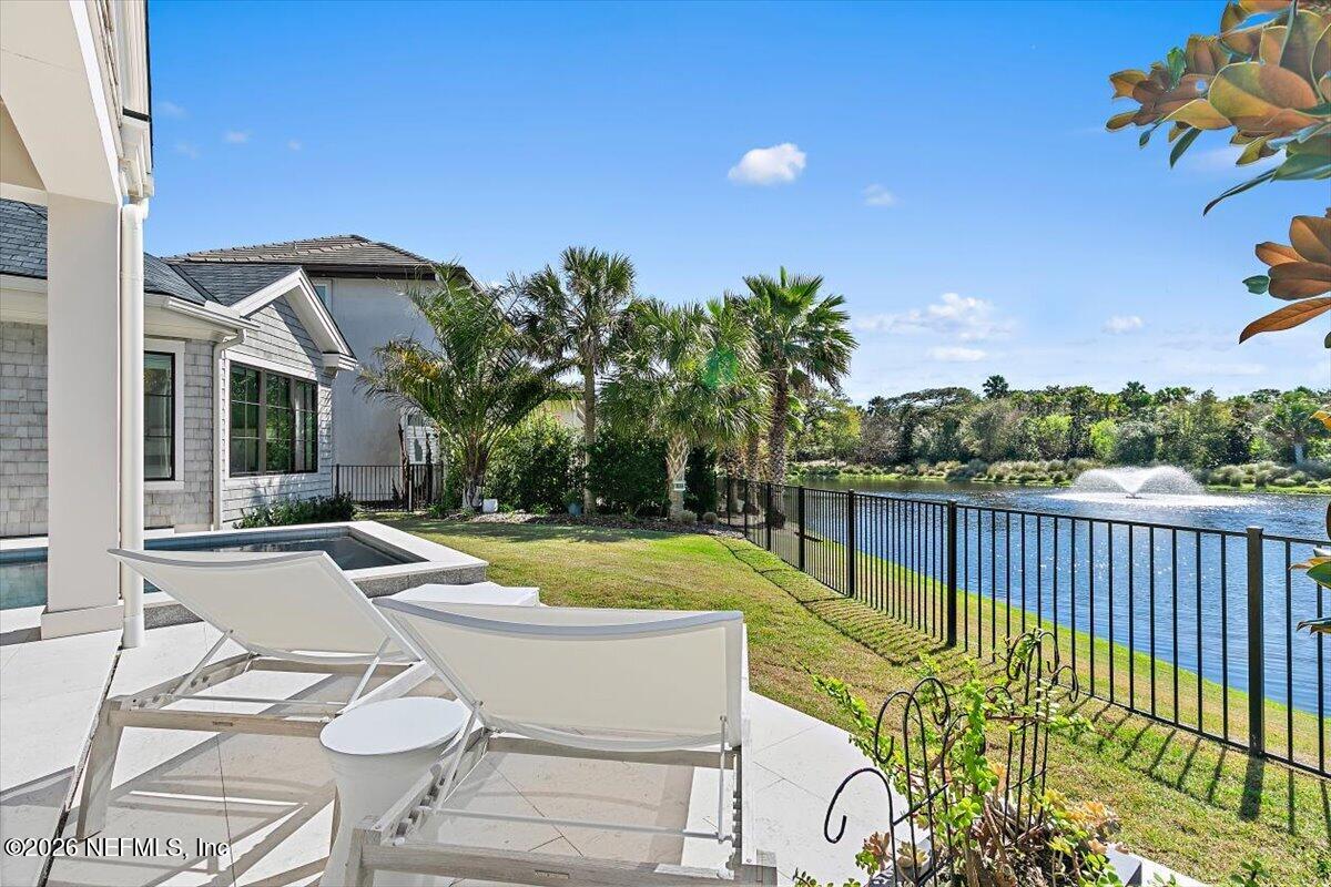 127 SEA GLASS Way