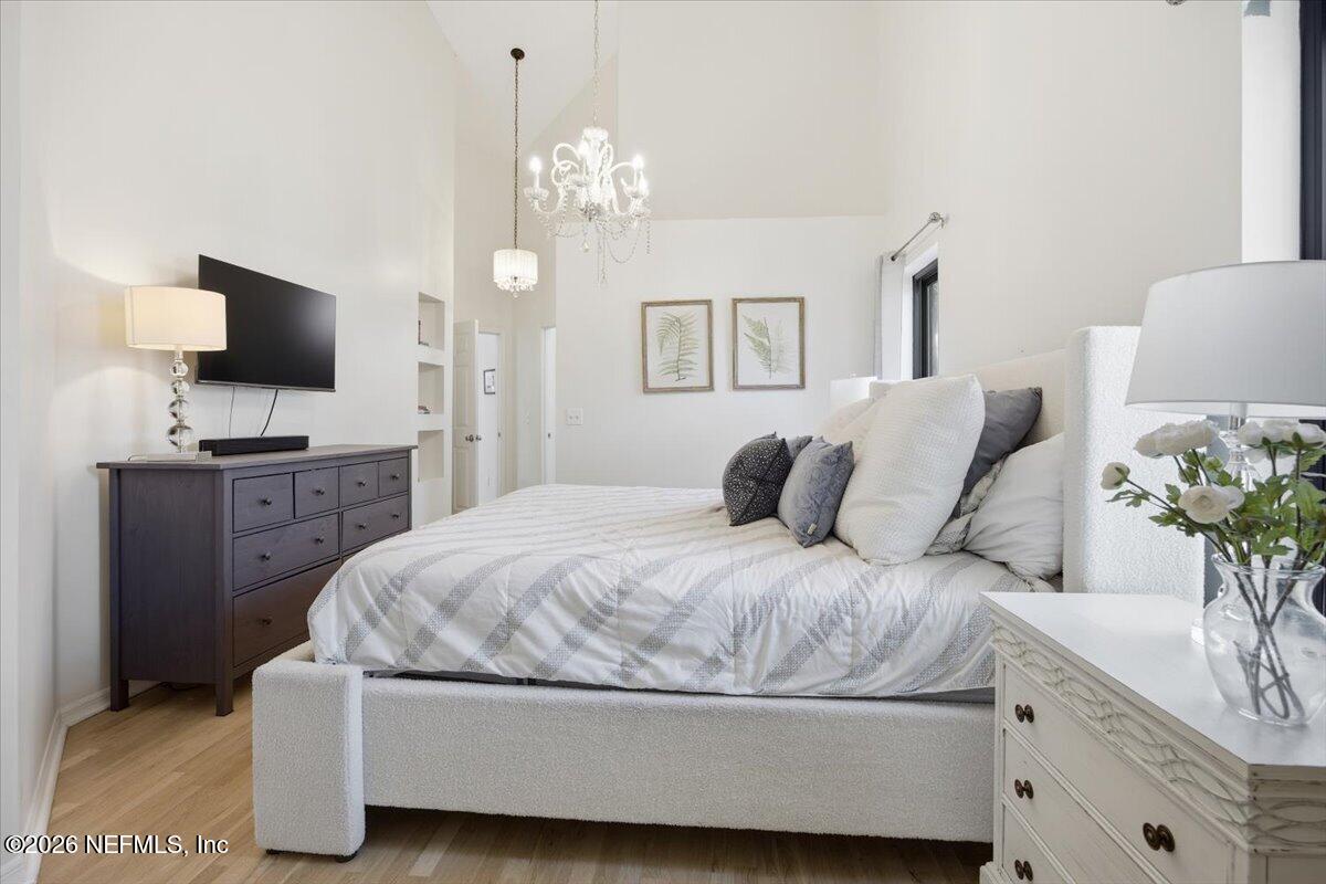 185 CROSSCOVE Circle