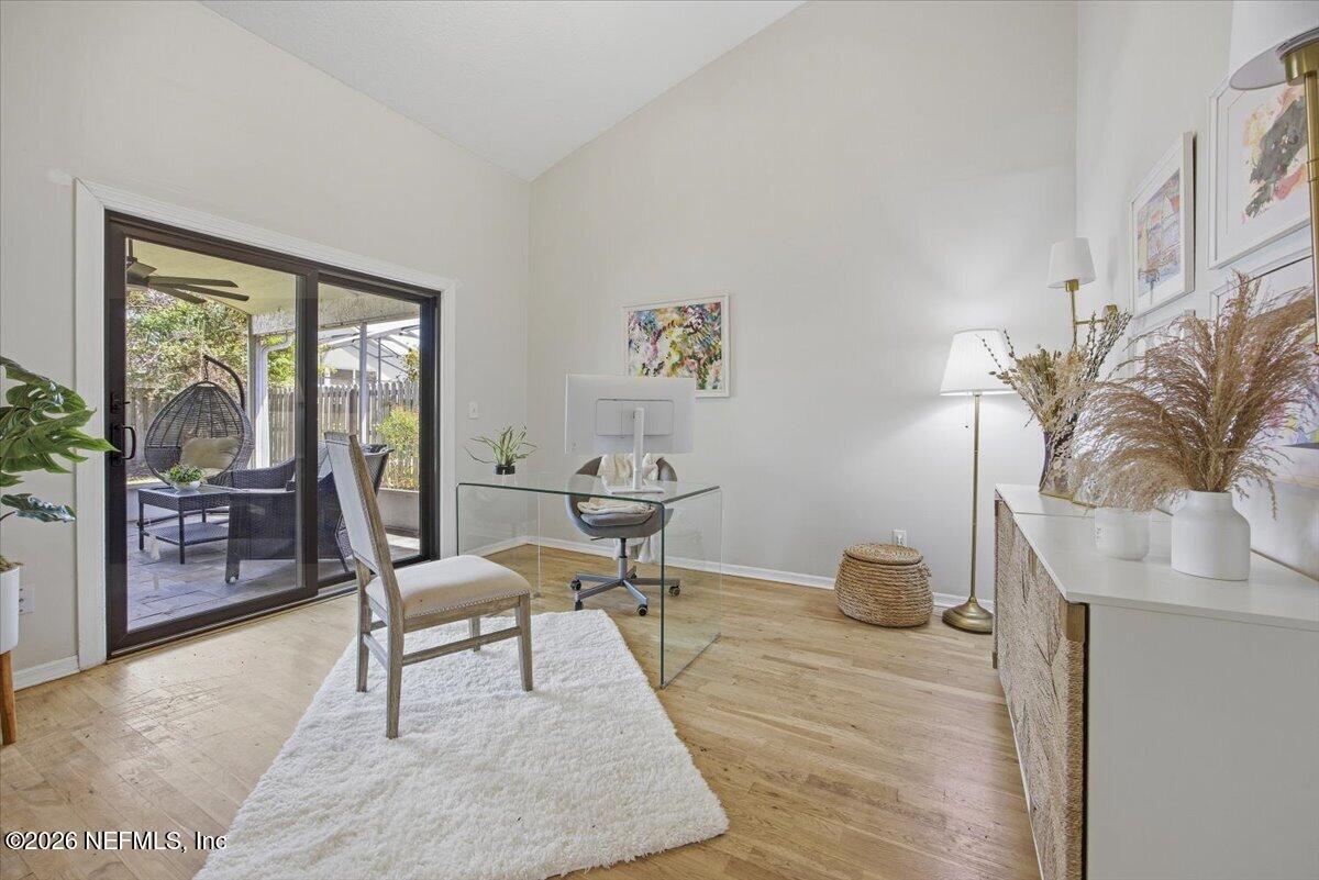 185 CROSSCOVE Circle