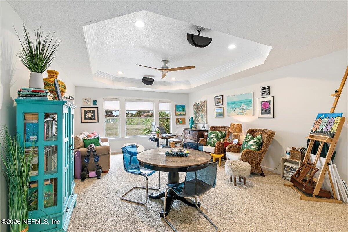 260 ROYAL TERN Road N