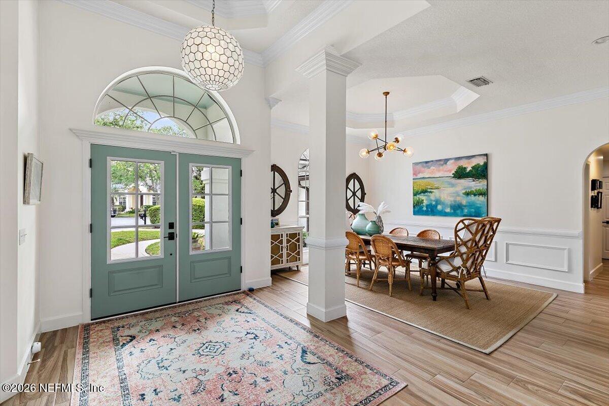 260 ROYAL TERN Road N