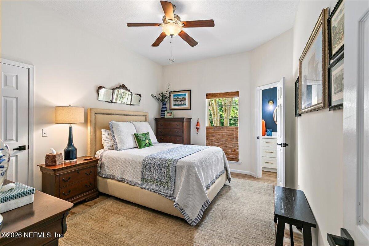 260 ROYAL TERN Road N