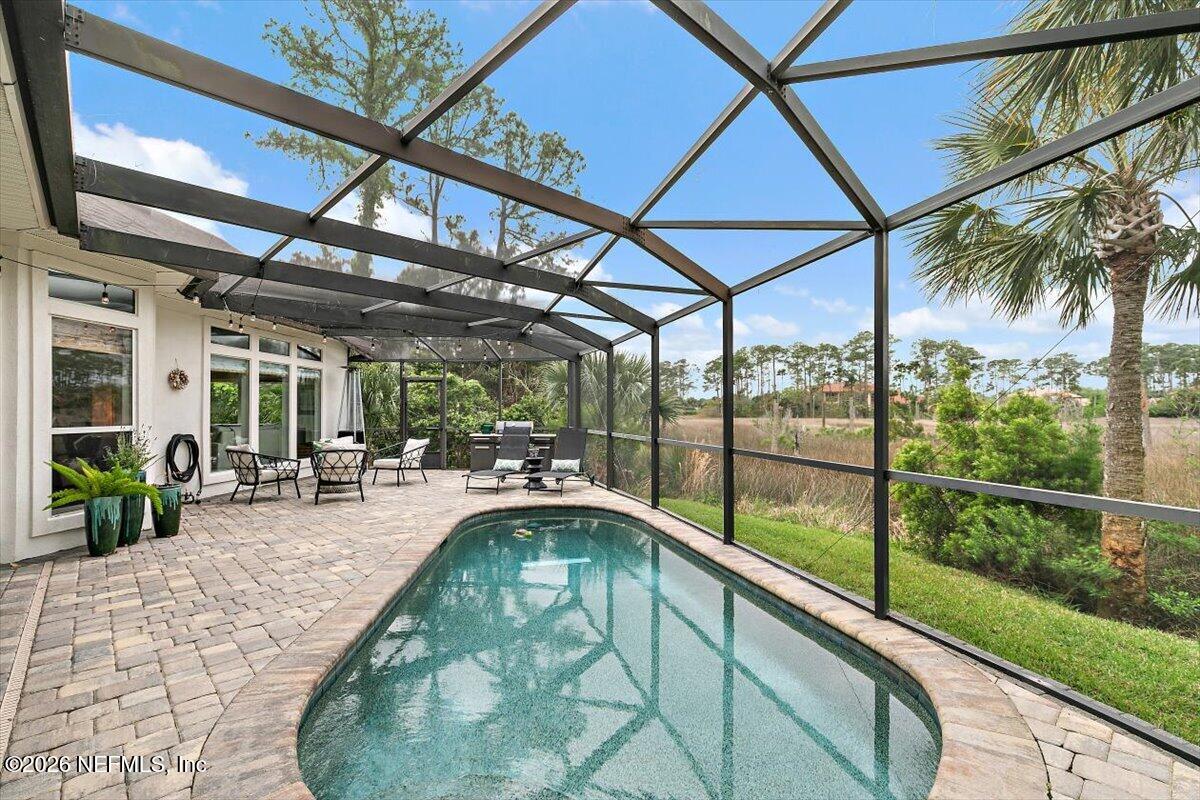 260 ROYAL TERN Road N