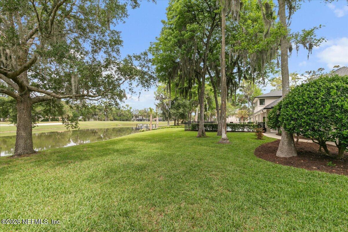 8049 WHISPER LAKE Lane W