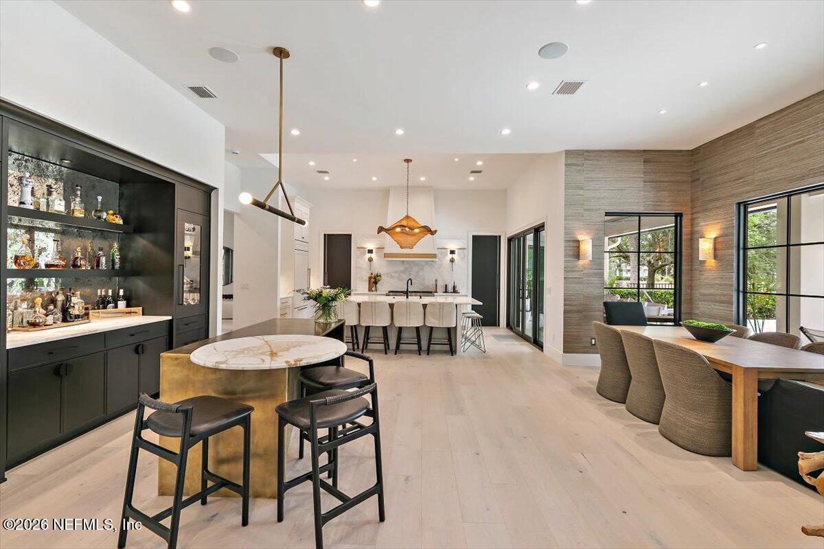 8049 WHISPER LAKE Lane W