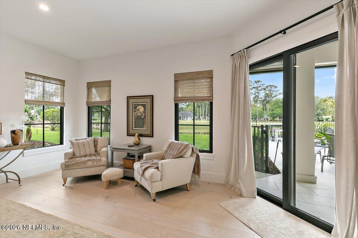 8049 WHISPER LAKE Lane W