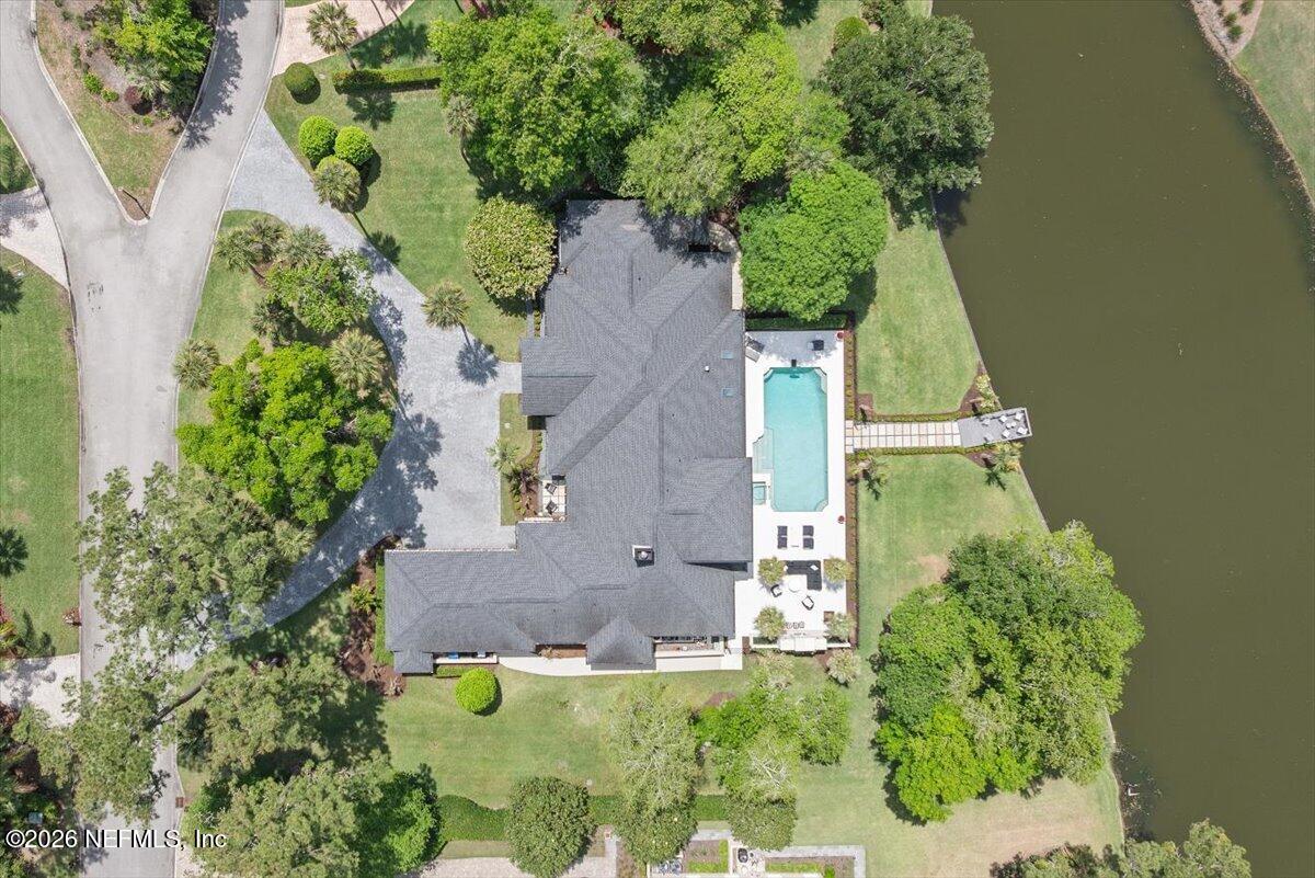 8049 WHISPER LAKE Lane W