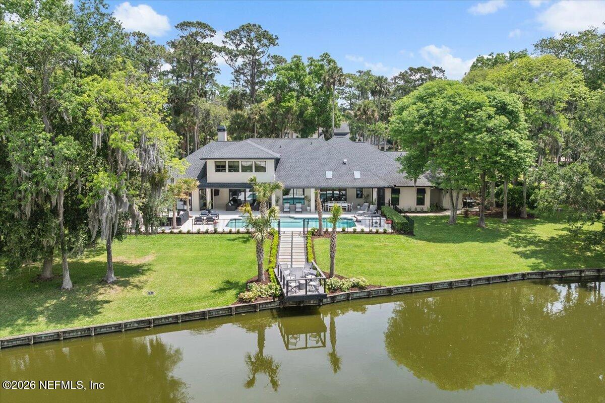 8049 WHISPER LAKE Lane W