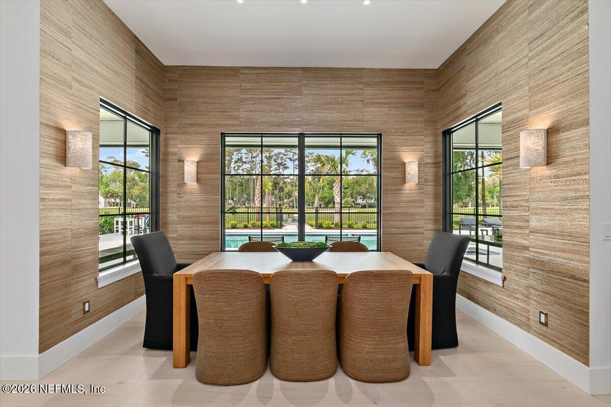 8049 WHISPER LAKE Lane W