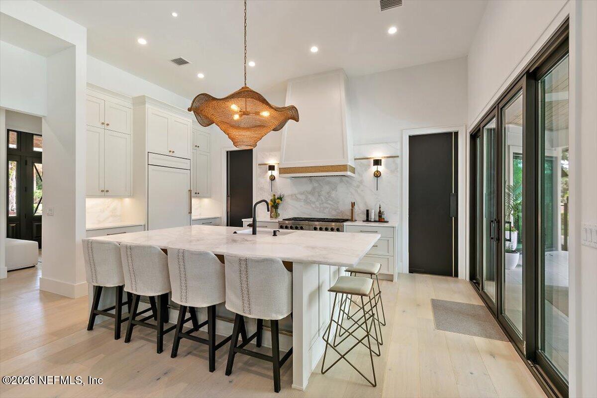 8049 WHISPER LAKE Lane W