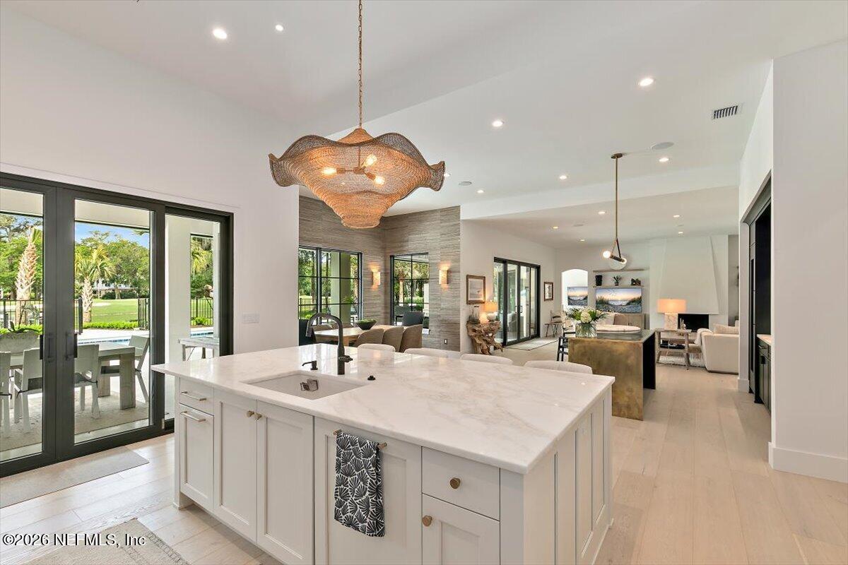 8049 WHISPER LAKE Lane W