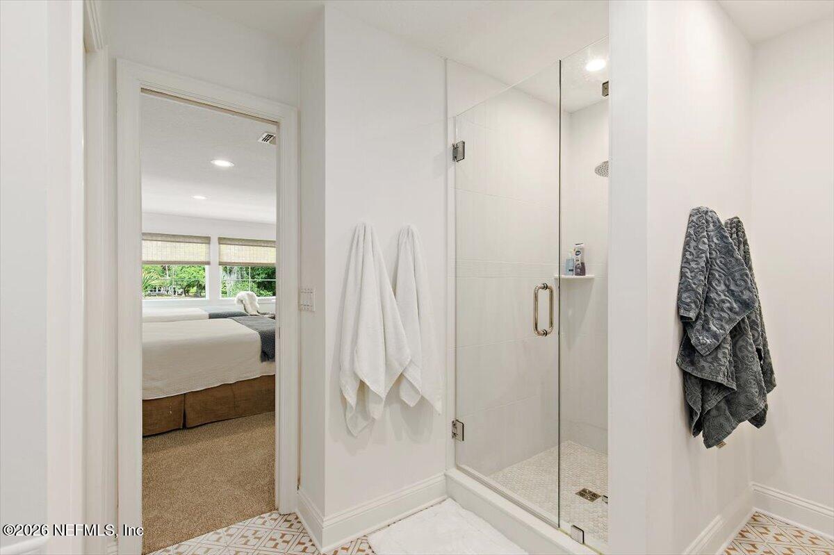 8049 WHISPER LAKE Lane W