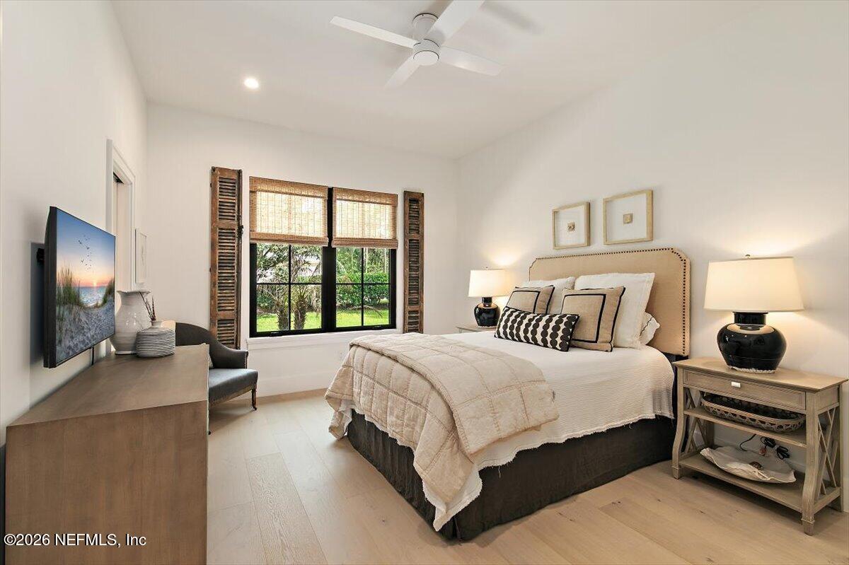 8049 WHISPER LAKE Lane W