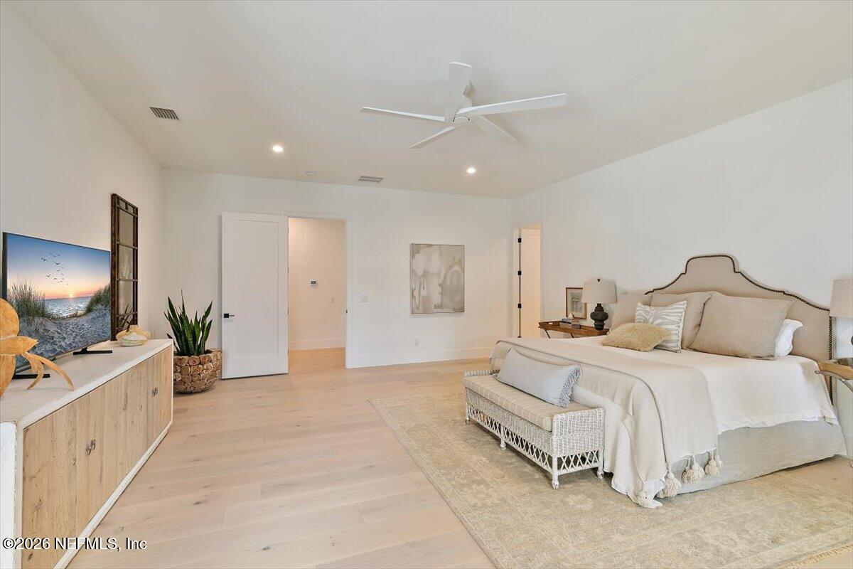 8049 WHISPER LAKE Lane W