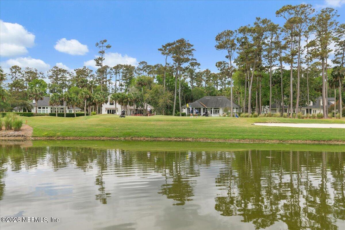 8049 WHISPER LAKE Lane W