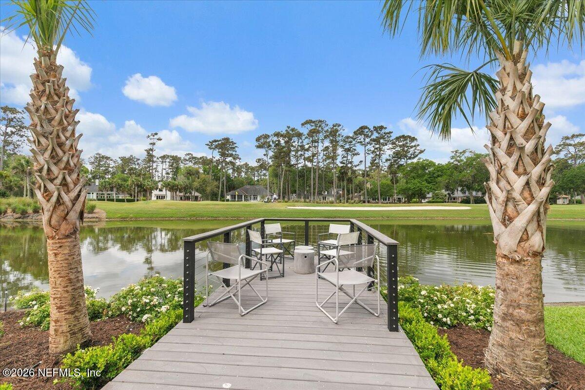 8049 WHISPER LAKE Lane W