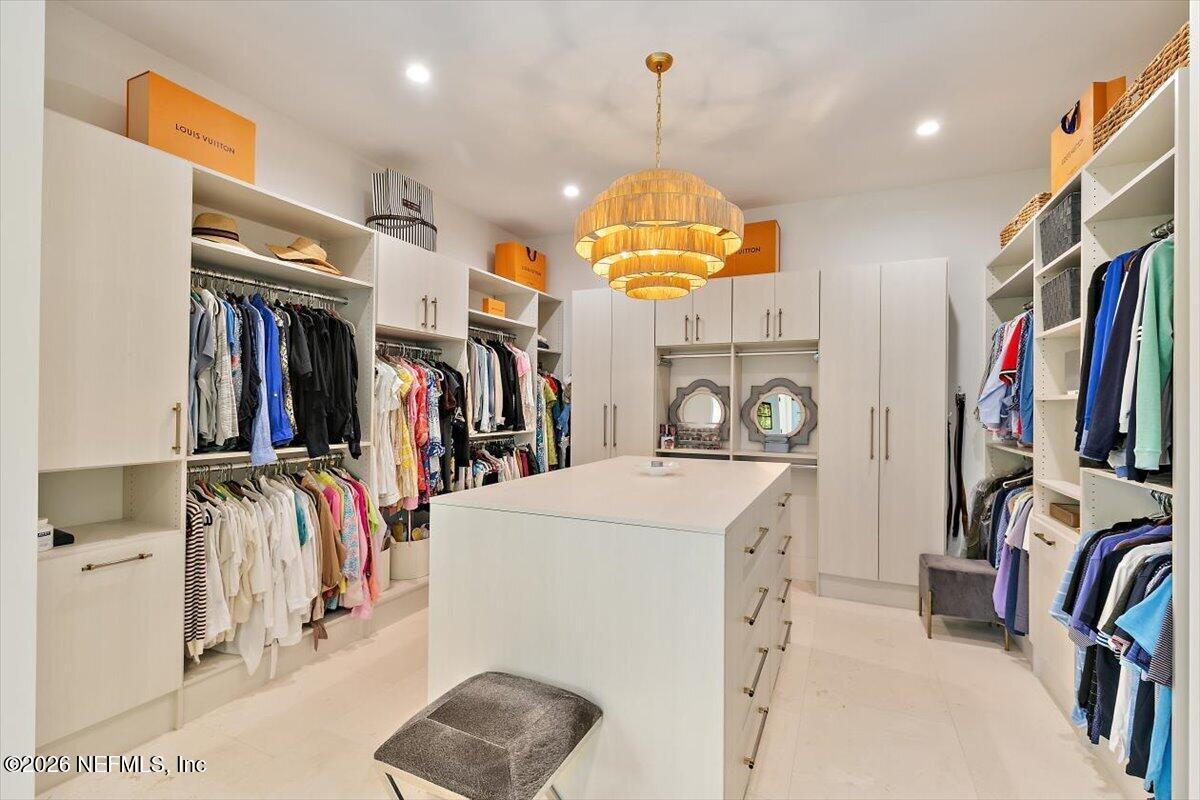 8049 WHISPER LAKE Lane W