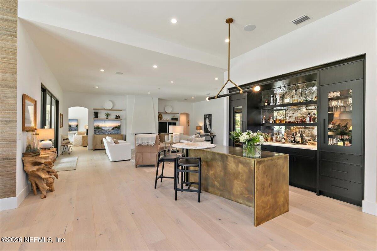 8049 WHISPER LAKE Lane W