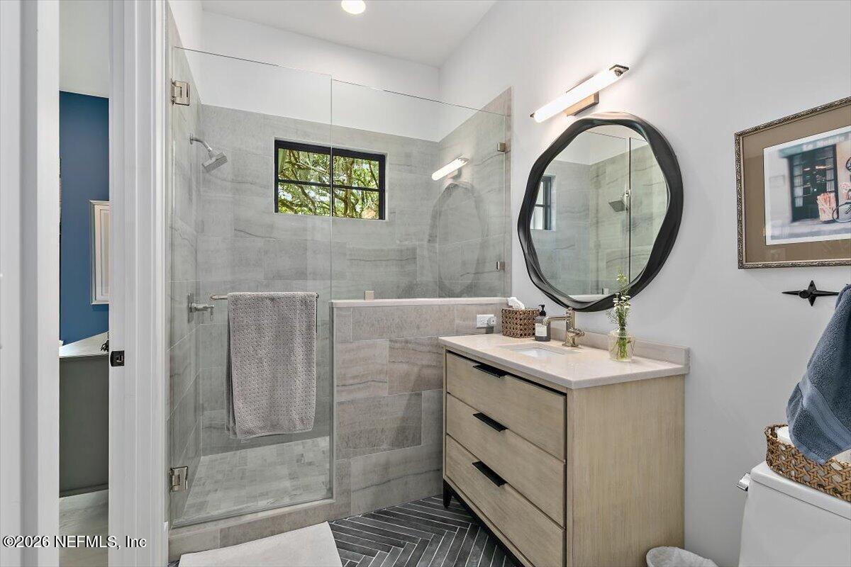 8049 WHISPER LAKE Lane W