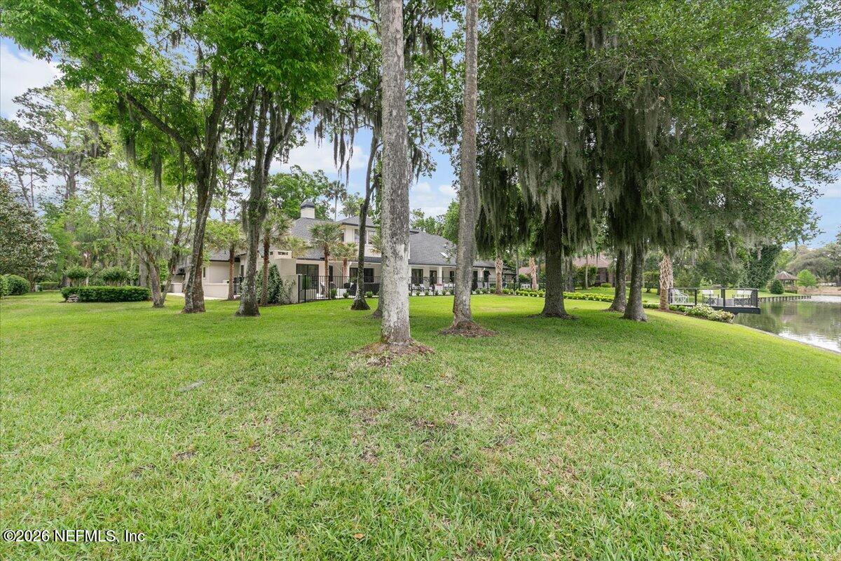 8049 WHISPER LAKE Lane W