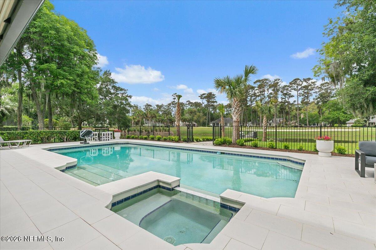 8049 WHISPER LAKE Lane W