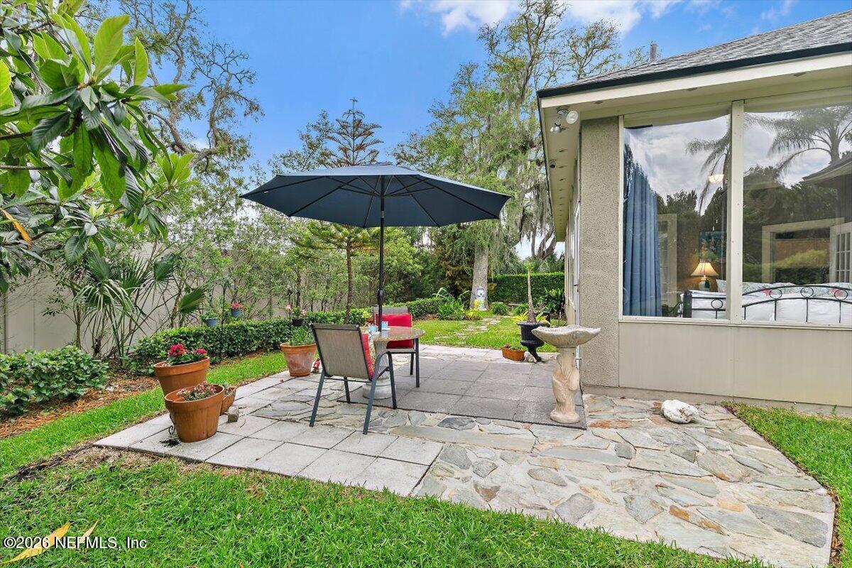 113 OAK VIEW Circle